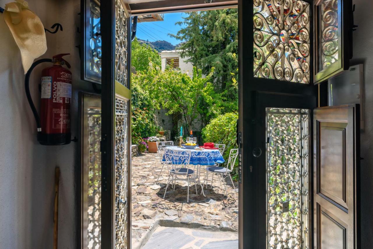 Casa Cecilia Apartment Bubion Exterior photo